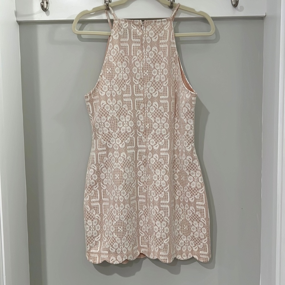 Nude and Lace Bodycon Dress - Picture 2 of 3